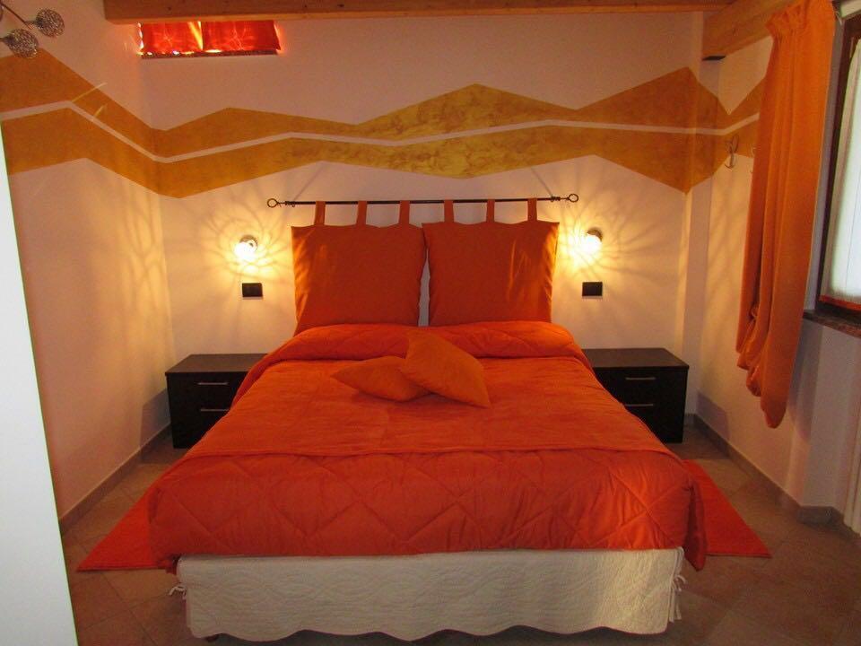 La Casa Del Grillo 1 Bed and Breakfast Aosta Exteriör bild